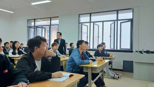 正在上传...