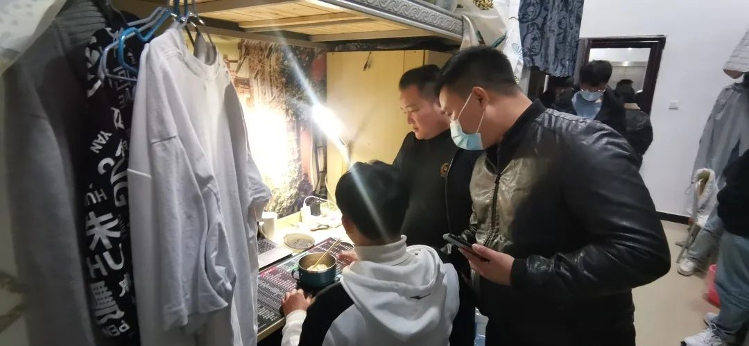 正在上传...