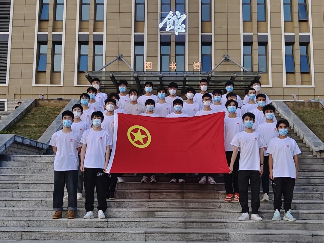 正在上传...