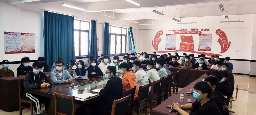 正在上传...