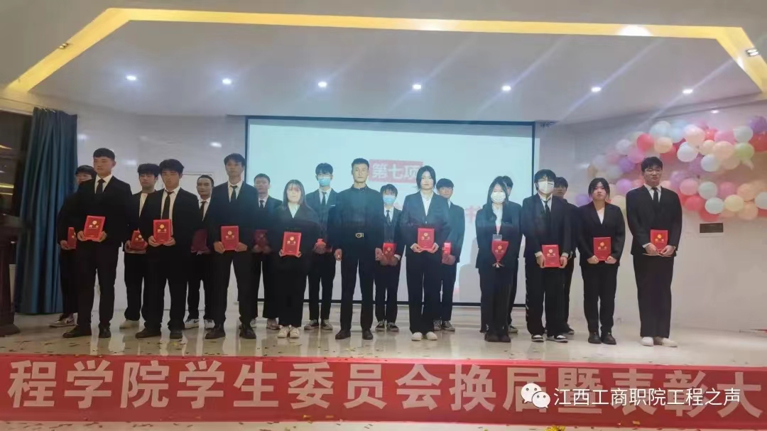正在上传...