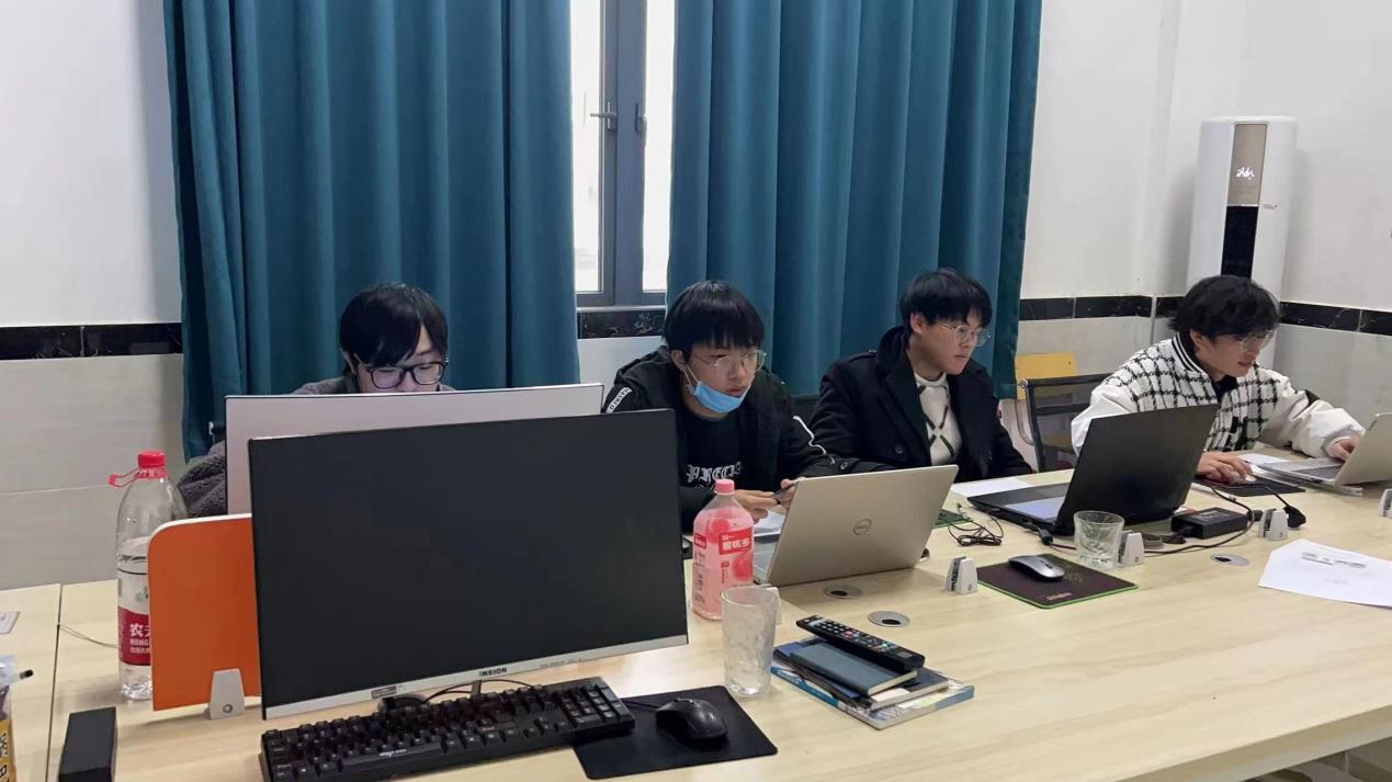 正在上传... 正在上传...