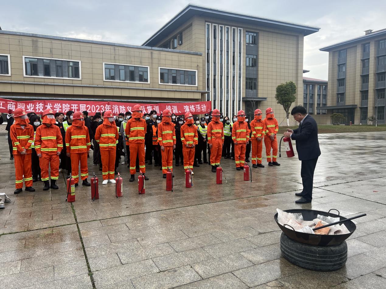 正在上传... 正在上传...