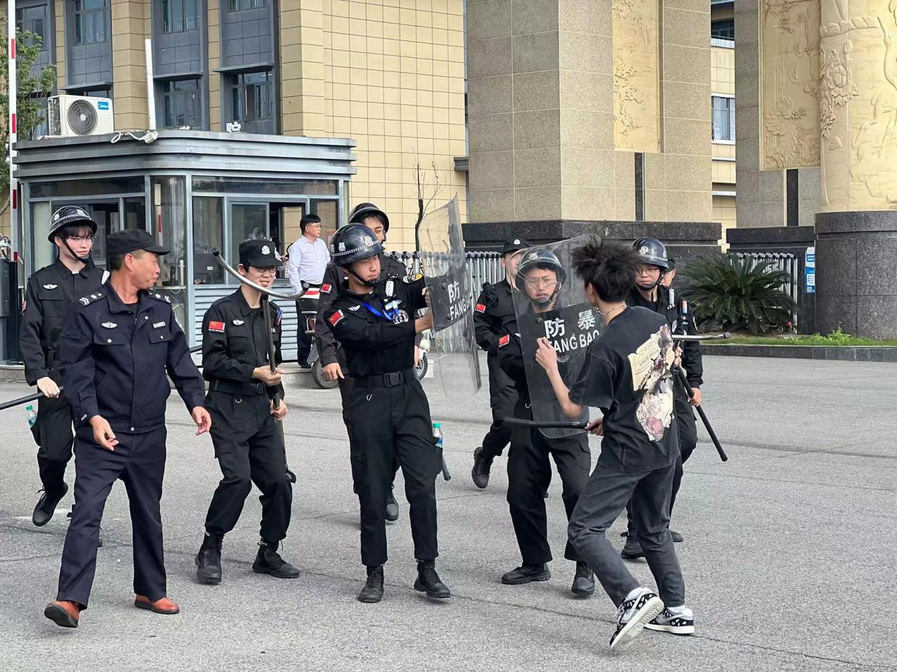 正在上传... 正在上传...