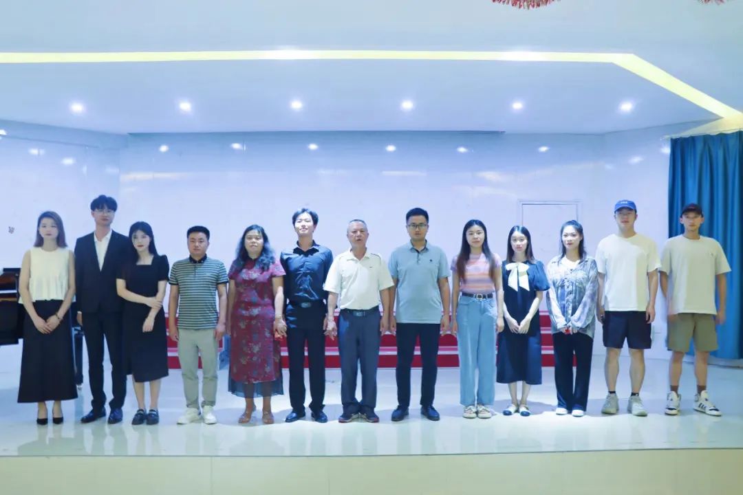 正在上传...
