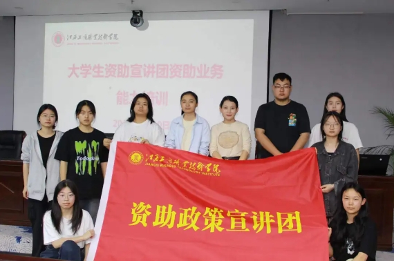 正在上传... 正在上传...